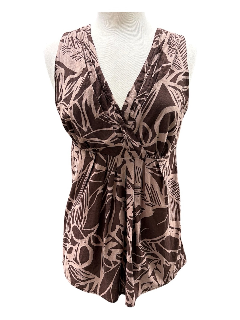 ana Sleeveless V-Neck Tropical Palm Leaf Printed Women’s Top Brown